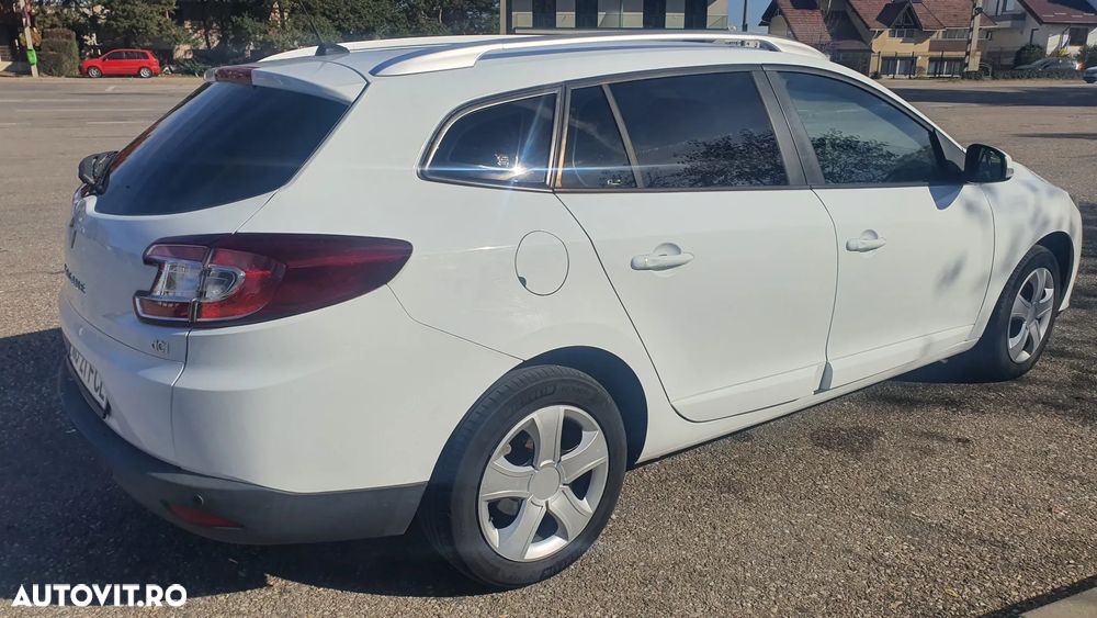 Renault Megane dCi 95 FAP Paris Business - 8