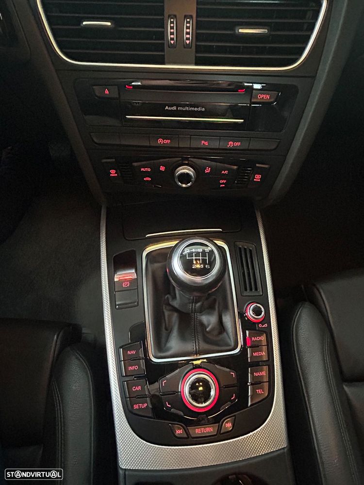 Audi A4 Avant 2.0 TDI Business Line S-line - 13