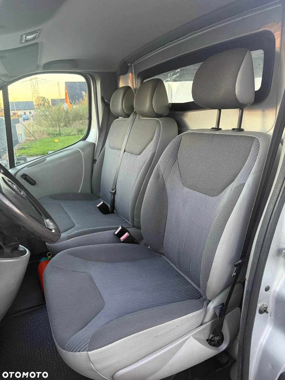 Opel Vivaro - 11