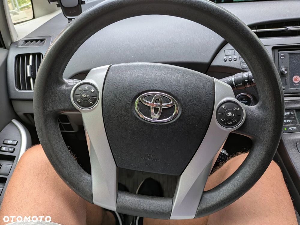 Toyota Prius 1.8 HSD Active - 10