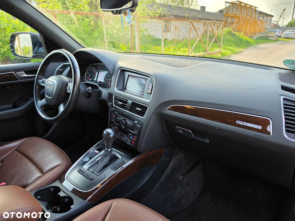 Audi Q5 3.2 FSI Quattro S tronic - 7