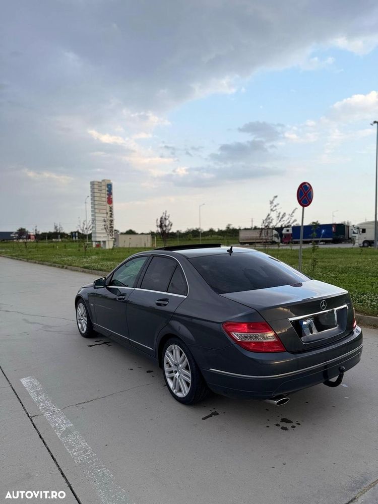 Mercedes-Benz C - 3