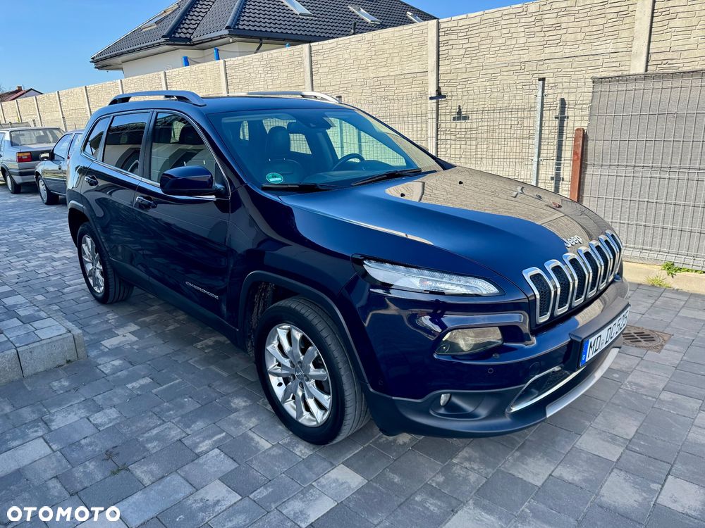 Jeep Cherokee - 18