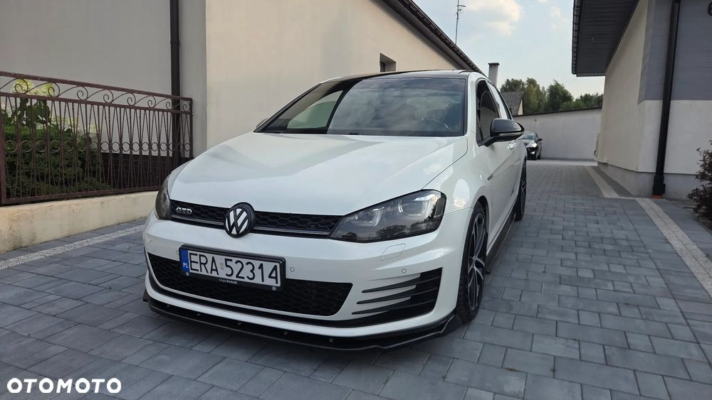 Volkswagen Golf GTD 2.0 TDI SCR DSG - 5
