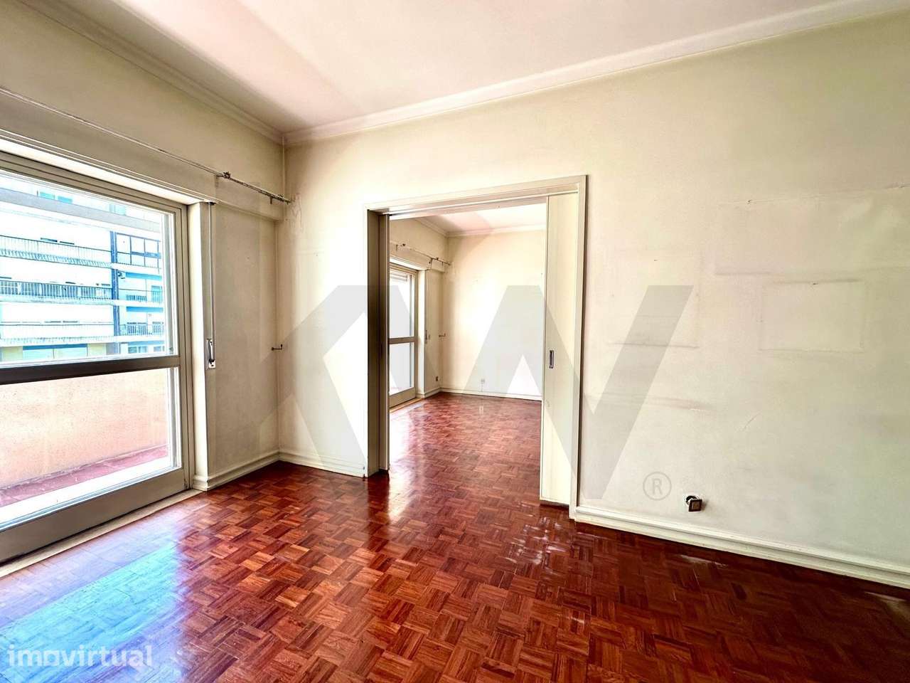 Apartamento T3+1 com 142m2, varandas e  arrecadação de 20m2 , com luz - Grande imagem: 4/33