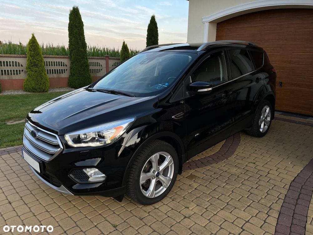 Ford Kuga 2.0 TDCi 4x4 Titanium - 2