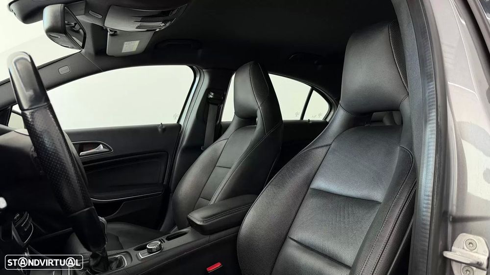 Mercedes-Benz A 180 CDI BlueEFFICIENCY - 12