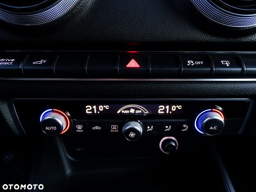 Audi A3 Sportback - 32