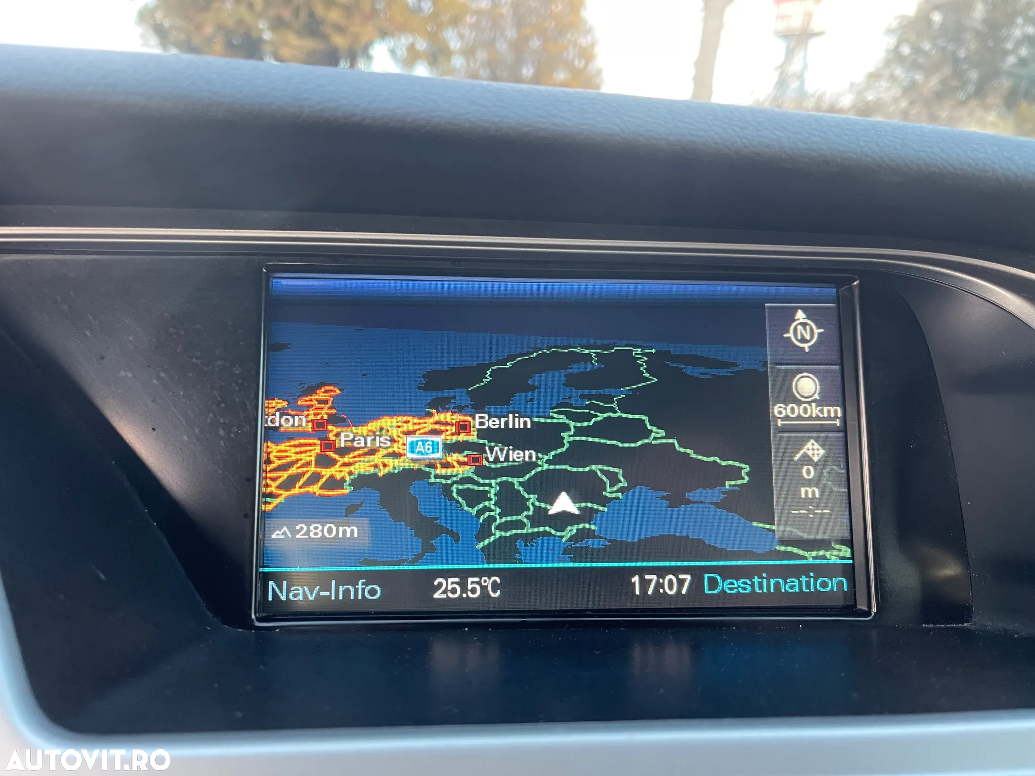 Audi A4 2.0 TDI Multitronic - 25