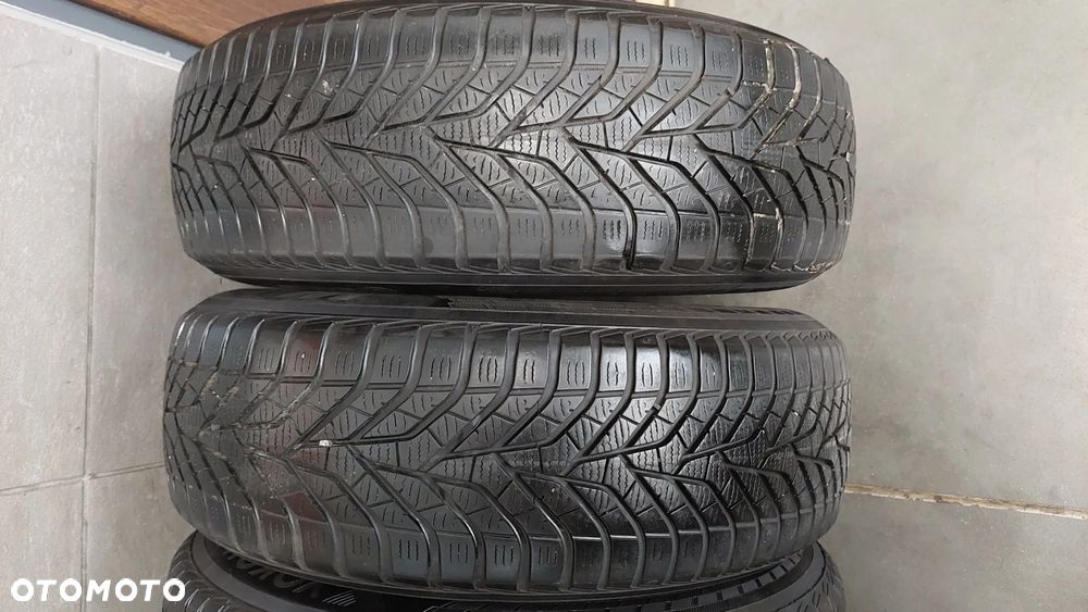 ALUFELGI Z OPONAMI NISSAN 61/2JX15 H2 ET45, 195/65 R15  BIEŻNIK OPON 2 x po 6mm, 2 x po 4mm OPONY Z ROKU 2016 - 10