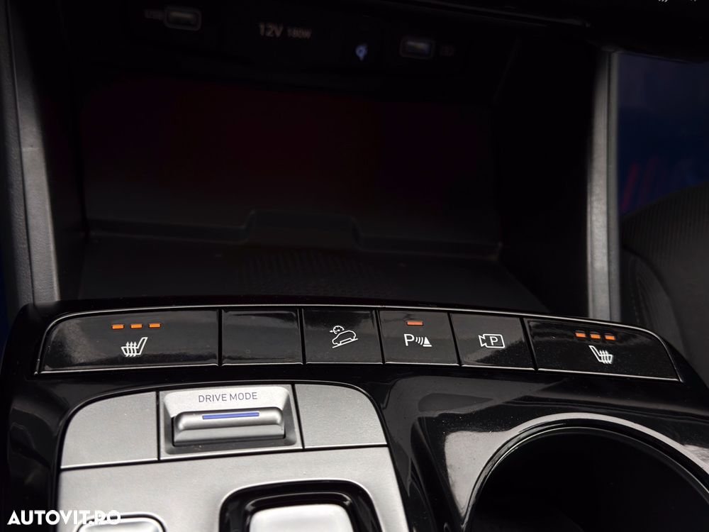 Hyundai Tucson 1.6 T-GDi HEV 2WD Select - 16