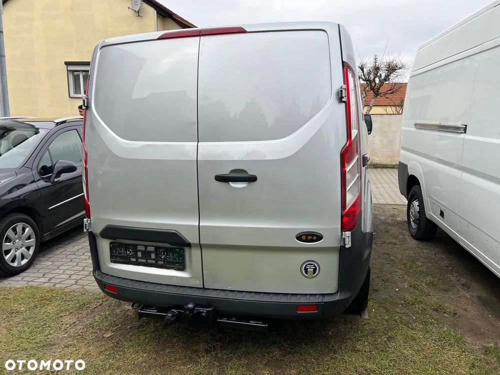 Ford TRANSIT CUSTON - 9