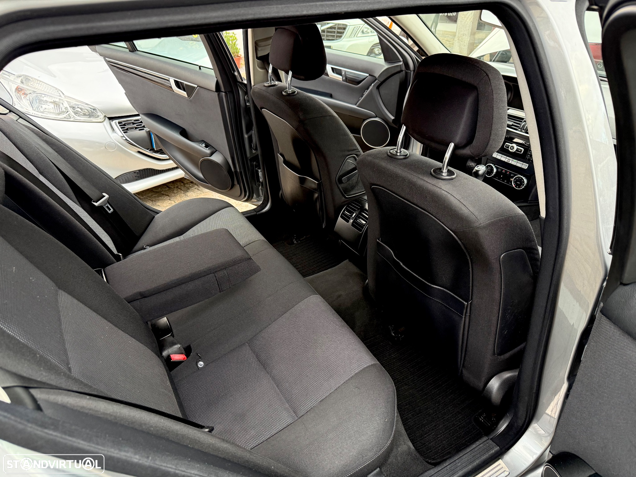 Mercedes-Benz C 200 CDi Avantgarde BlueEfficiency - 43