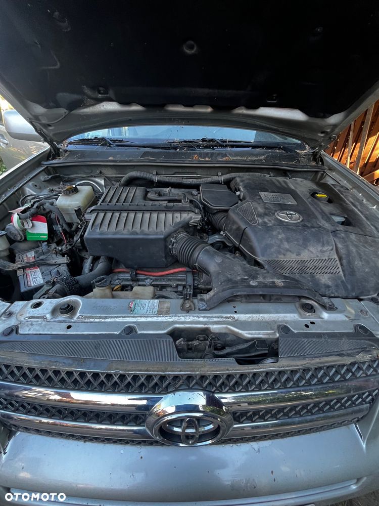 Toyota Highlander 3.3 V6 4WD Hybrid - 11