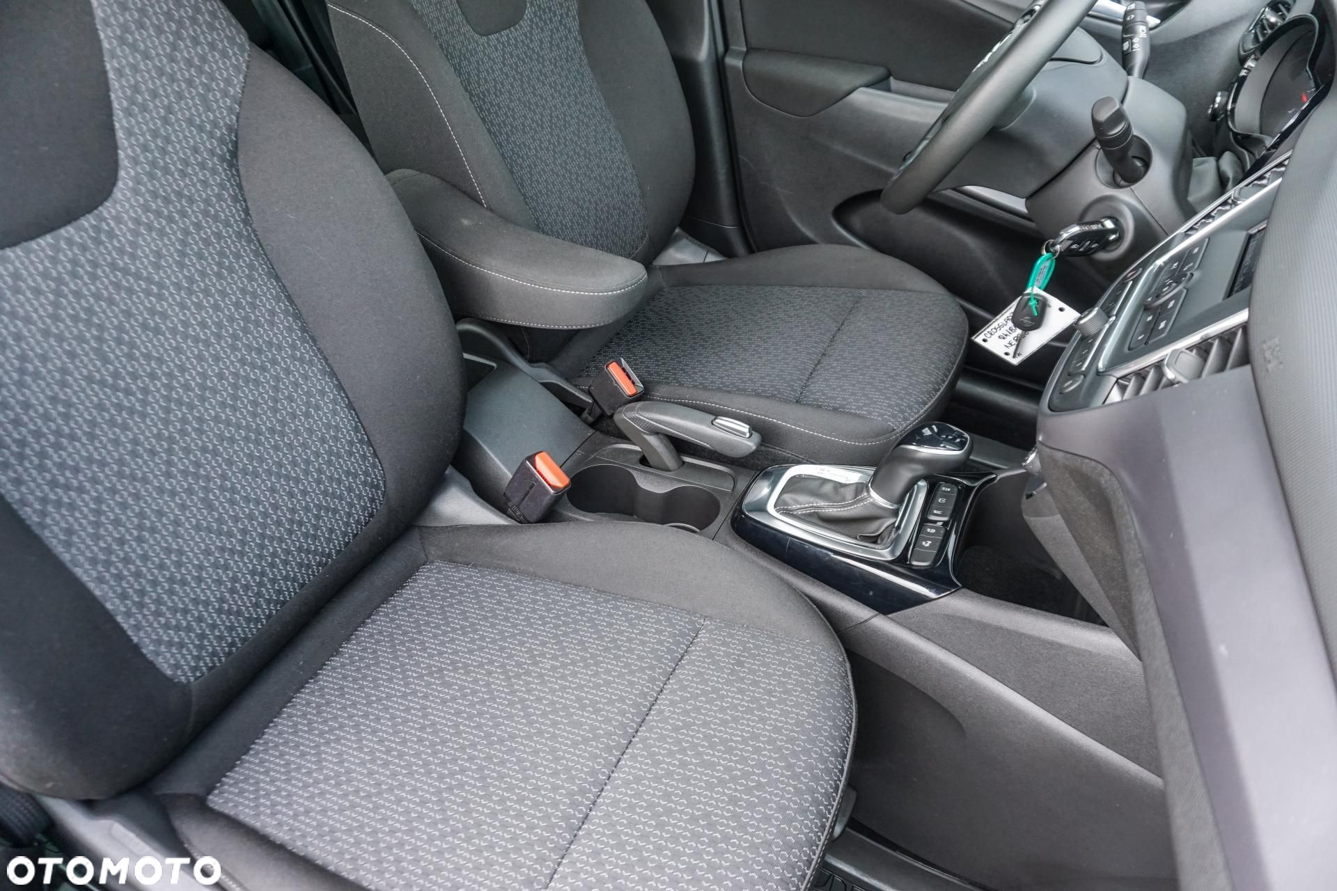 Opel Crossland - 17