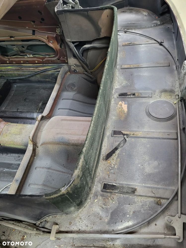 Mercedes-Benz SL - 15