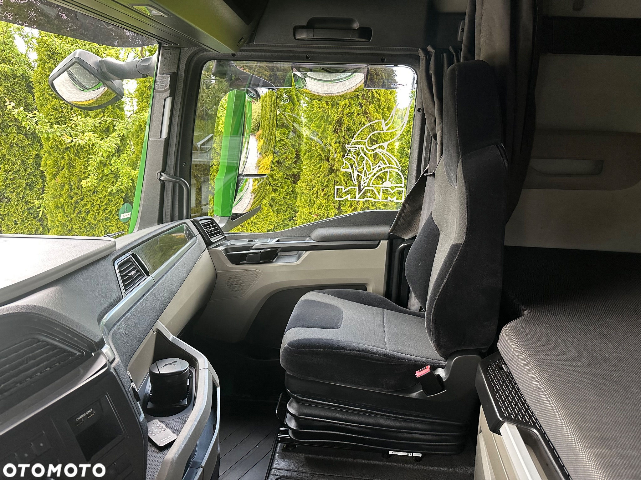 MAN / TGX / 26.510 / 6X2 / GX / PUSHER / Oś-Skrętna-Podnoszona / - 34