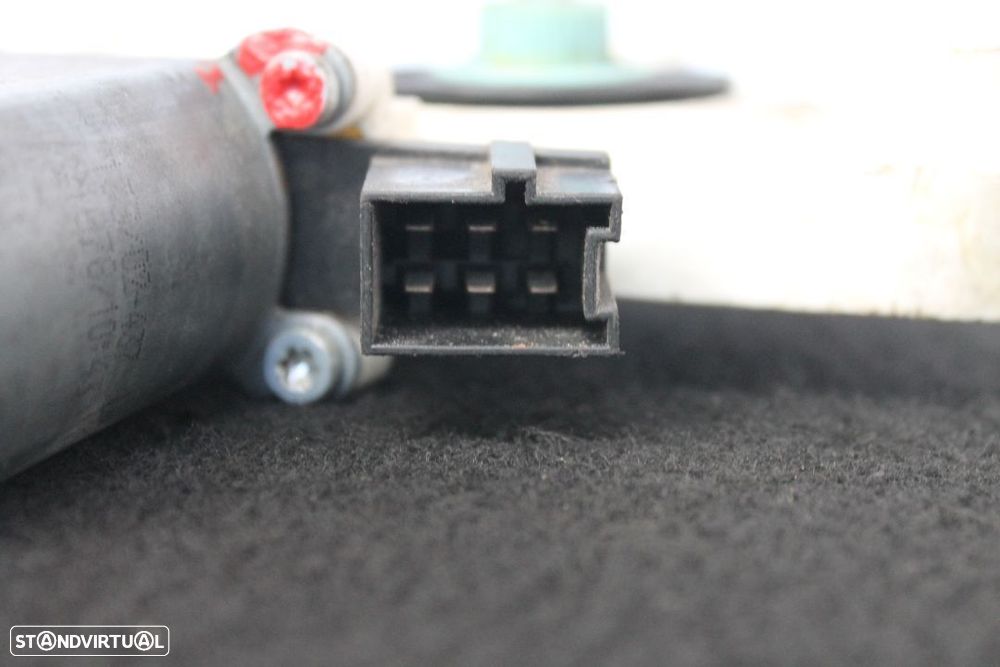 Motor Elevador Vidro Mercedes Classe B de 2009 - 3