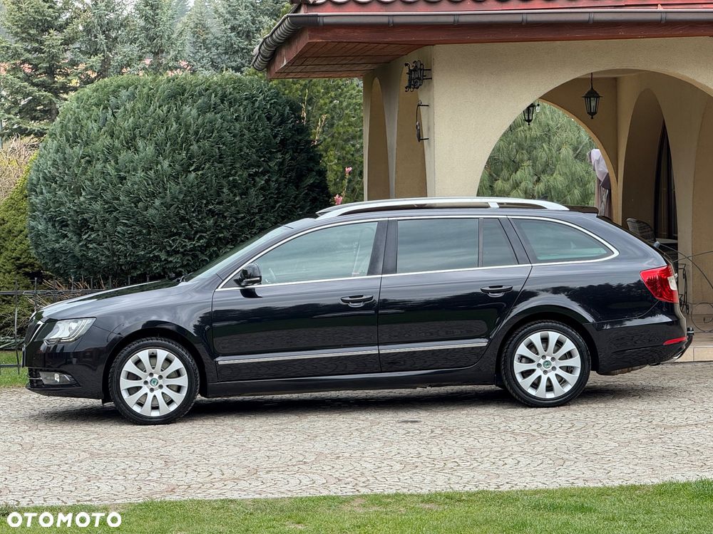 Skoda Superb 3.6 FSI 4x4 L&K DSG - 5