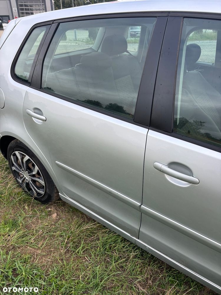 Volkswagen Polo 1.4 TDI Comfortline - 9