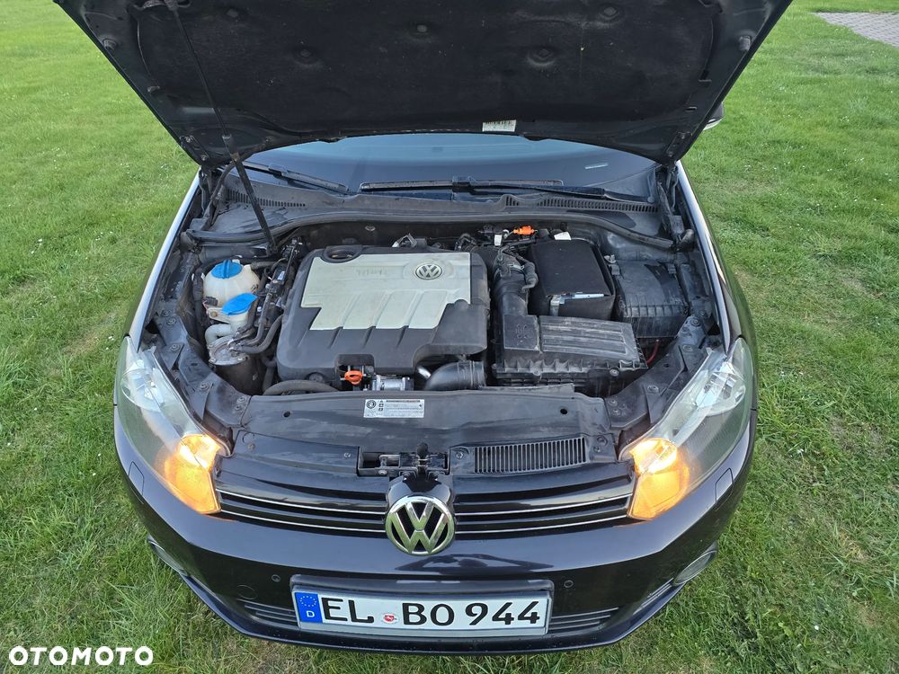 Volkswagen Golf 2.0 TDI DPF BlueMotion Technology DSG Comfortline - 13