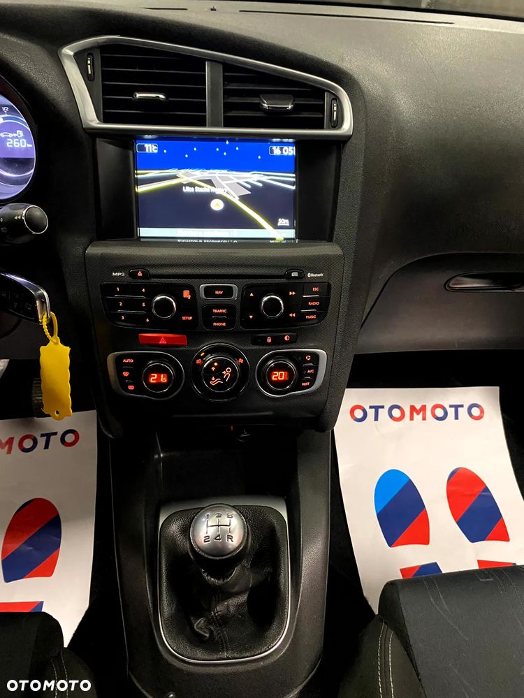 Citroën C4 1.6 VTi Exclusive - 16