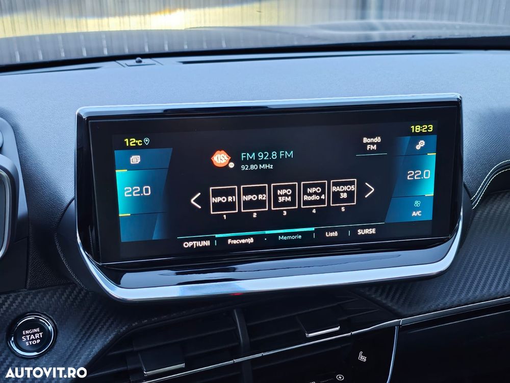 Peugeot 2008 e-2008 GT Line - 26