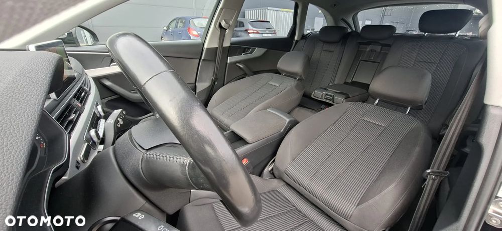 Audi A4 Avant 2.0 TDI design - 18