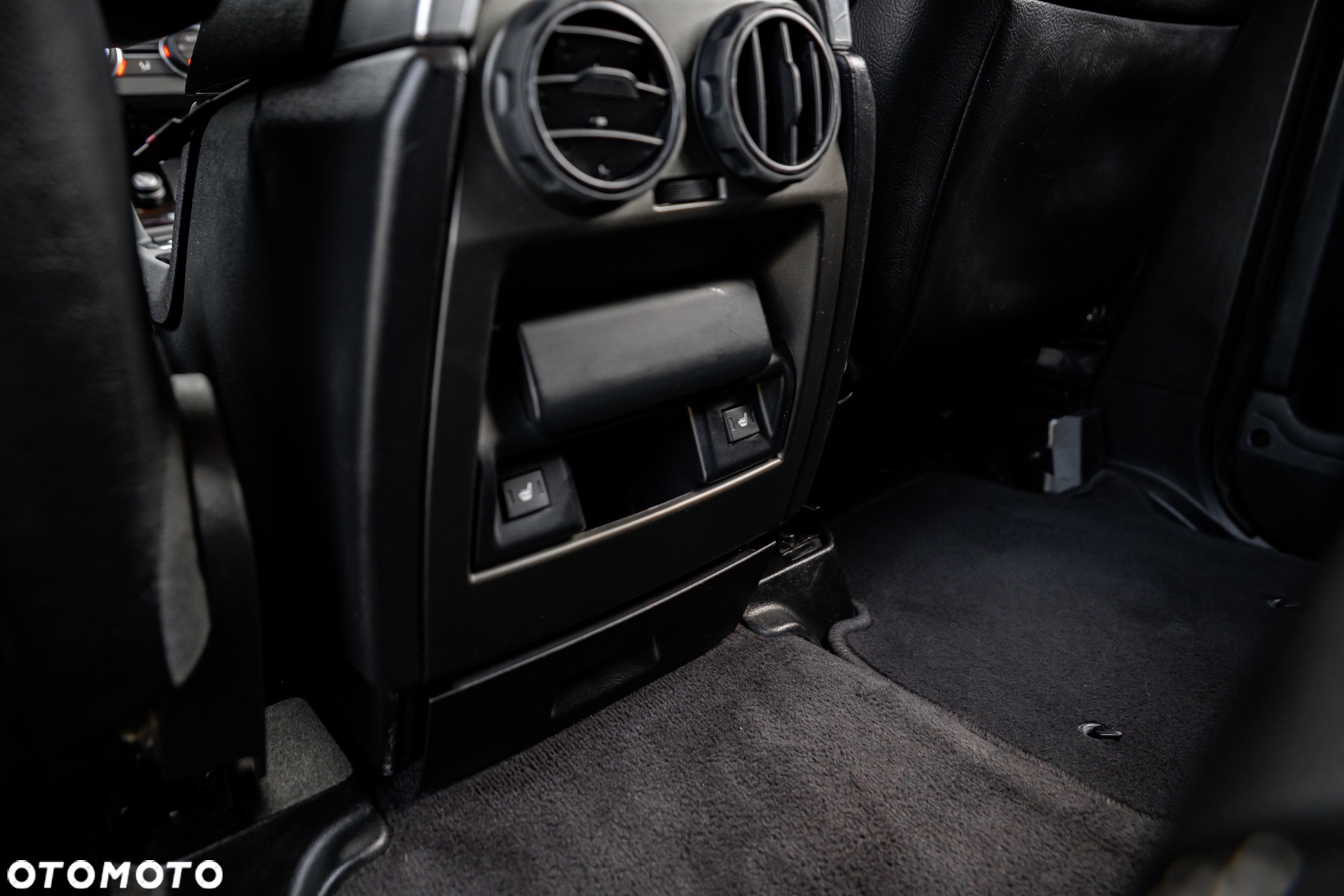 Land Rover Discovery SD V6 HSE - 20