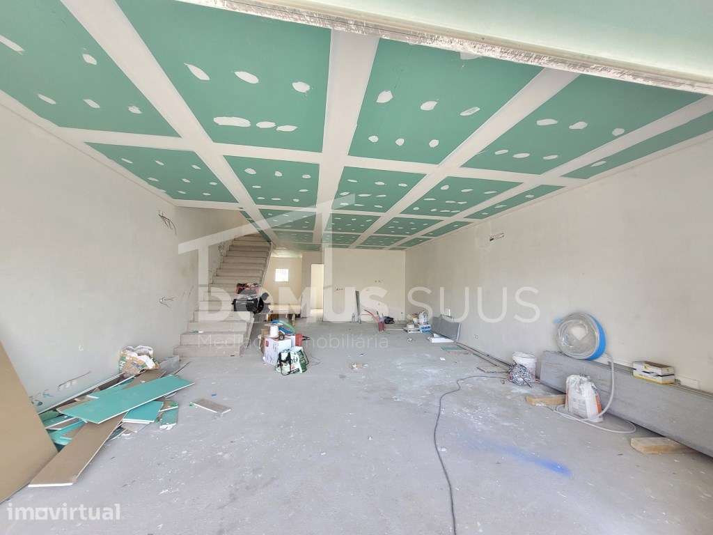 Moradia tipologia T4, inserida em condomínio fechado em construção - Grande imagem: 4/26