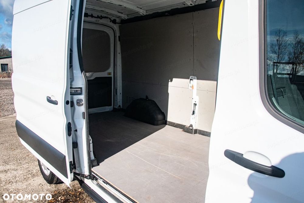 Ford Transit 350 L3H2 Trend 2.0 130KM - 14