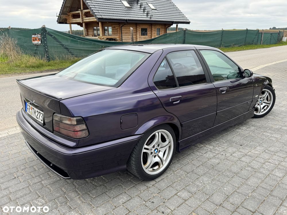 BMW Seria 3 318i - 9