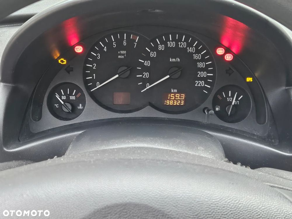 Opel Corsa 1.2 16V Comfort Easytronic - 16