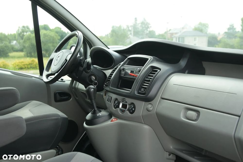 Renault Trafic - 24