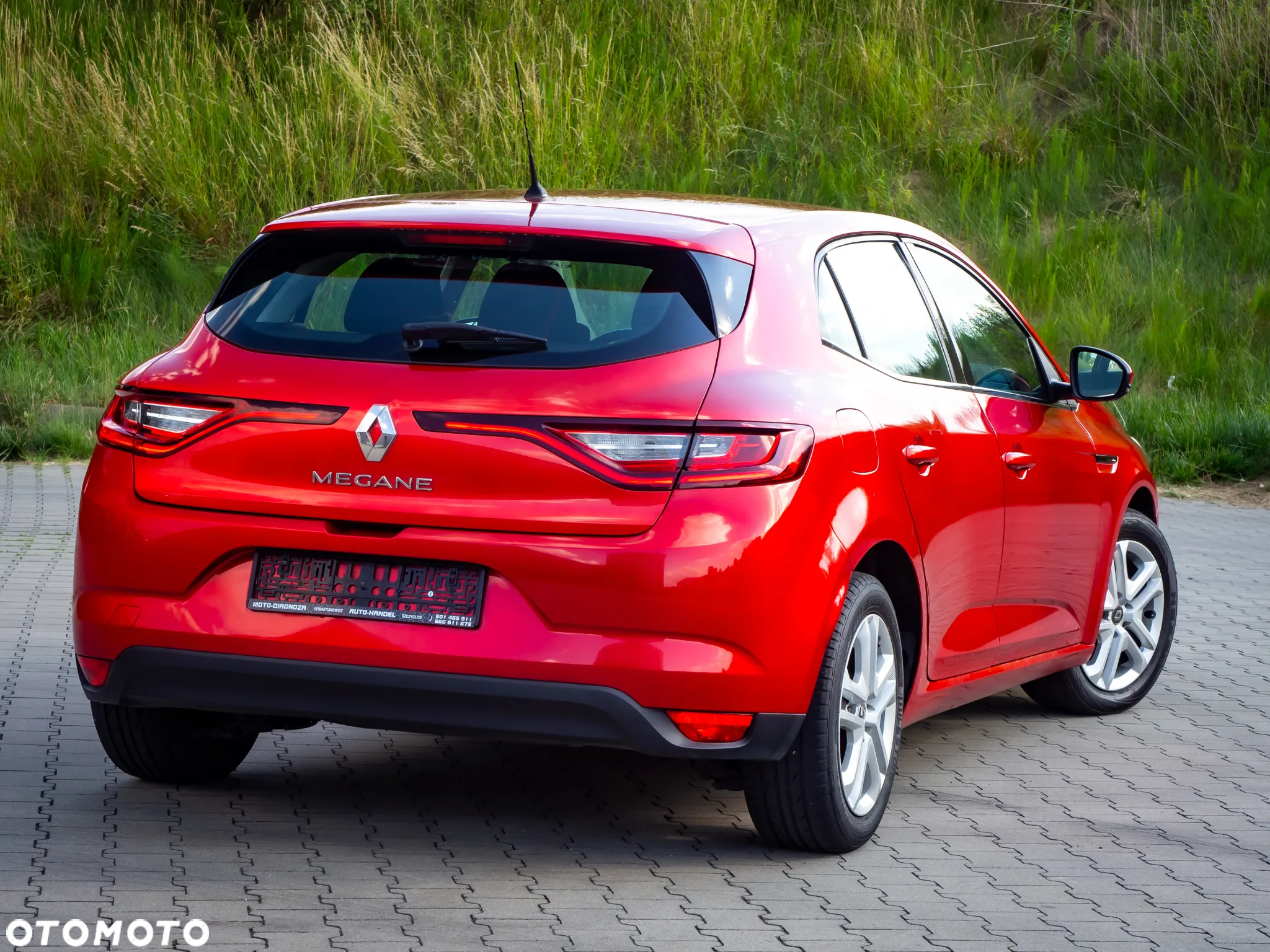 Renault Megane 1.2 Energy TCe Intens - 17
