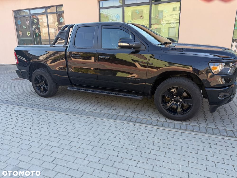 RAM 1500 Crew Cab Shortbed Bighorn - 19