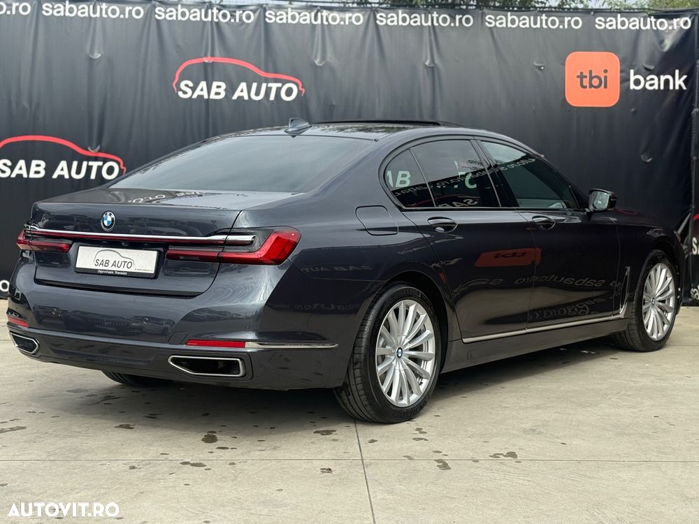 BMW Seria 7 730d xDrive - 35