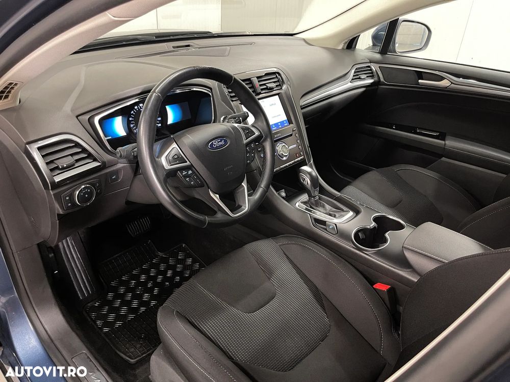 Ford Mondeo 2.0 HEV Titanium - 6