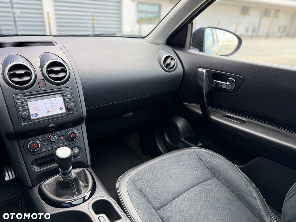 Nissan Qashqai 2.0 Tekna - 17