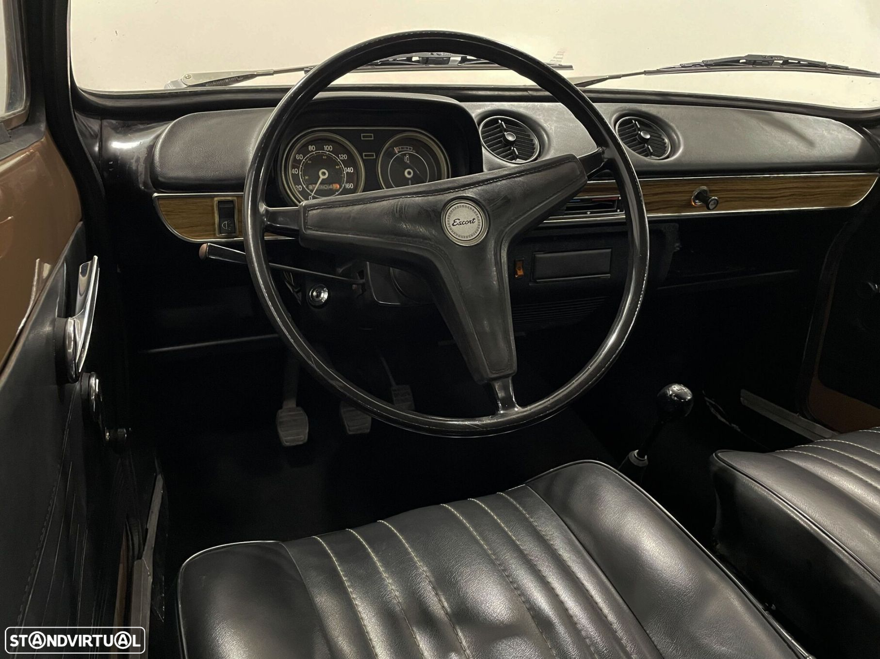 Ford Escort - 23