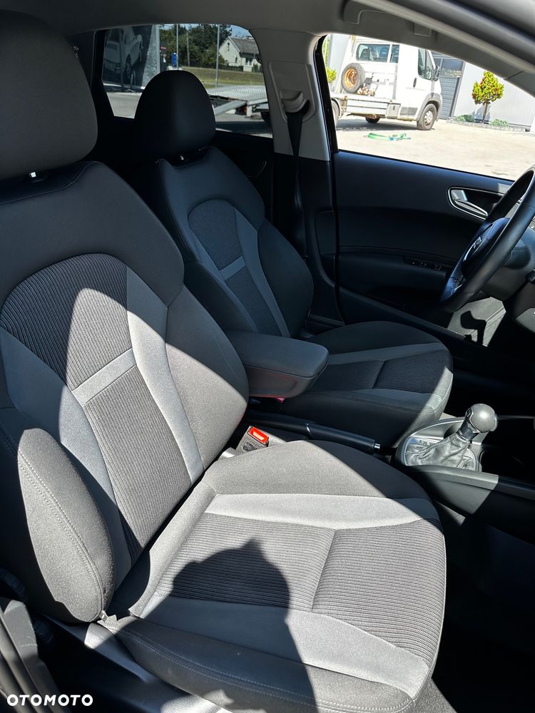 Audi A1 Sportback 1.4 TFSI CoD Design S tronic - 34