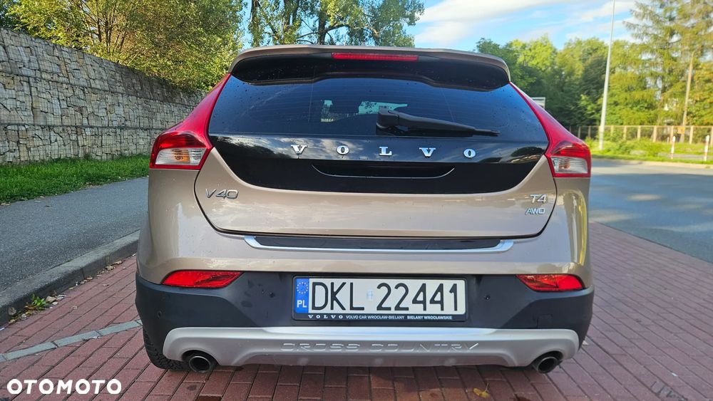 Volvo V40 Cross Country T4 AWD Momentum - 6