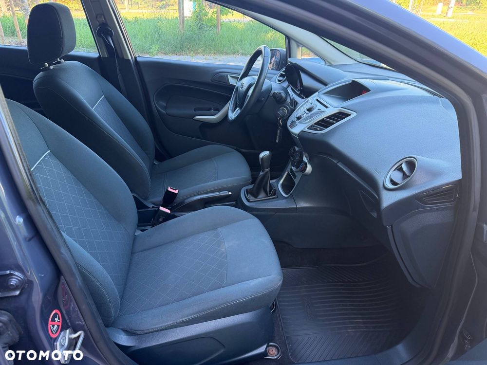 Ford Fiesta 1.25 Ambiente - 8