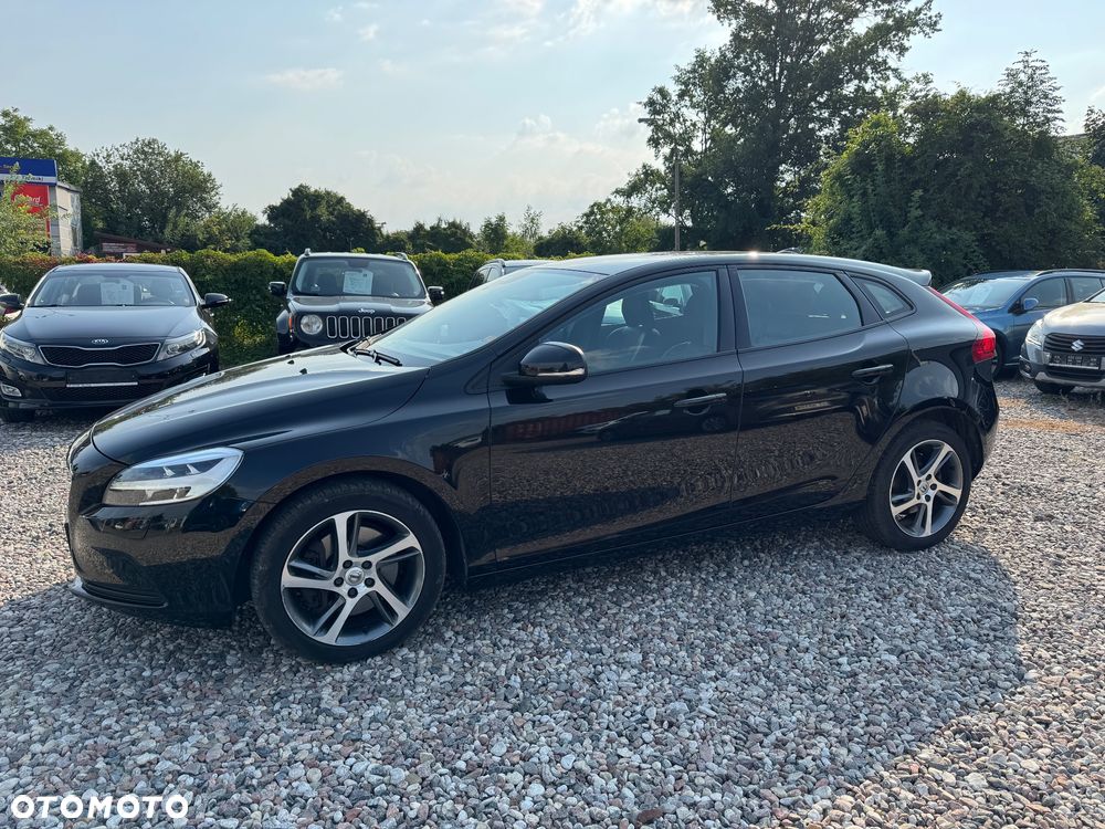 Volvo V40 D3 Drive-E Momentum - 6