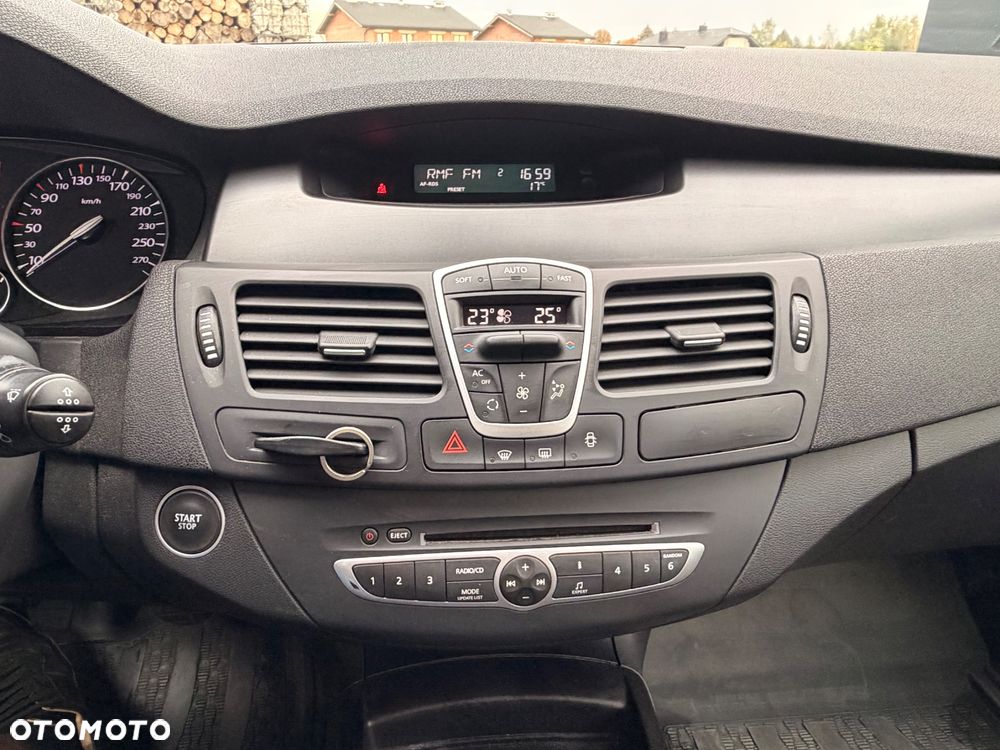 Renault Laguna 2.0 dCi Tech Run - 19