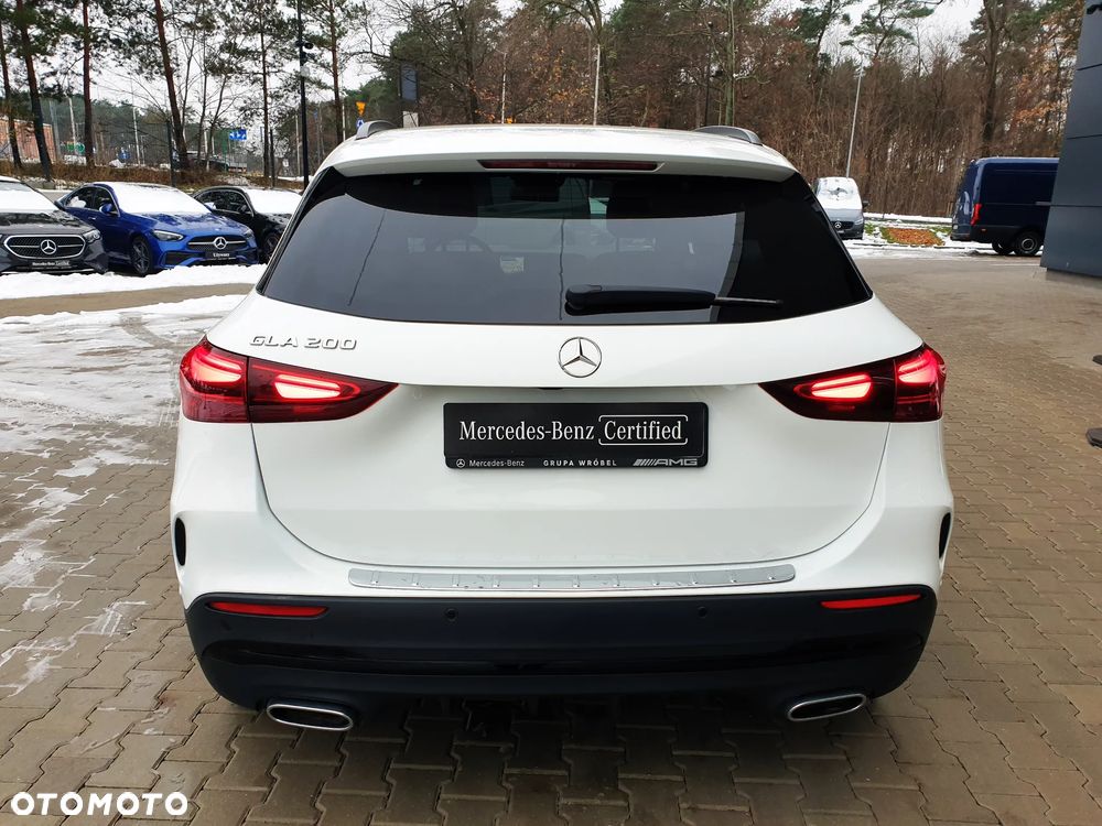 Mercedes-Benz GLA 200 AMG Line - 7