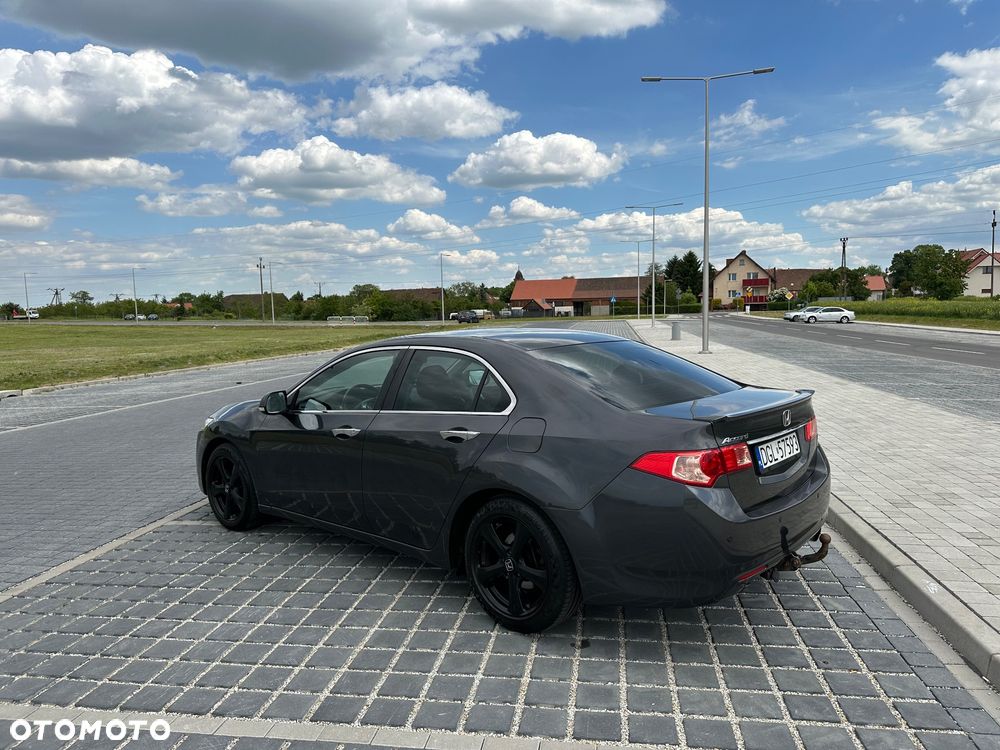 Honda Accord - 4
