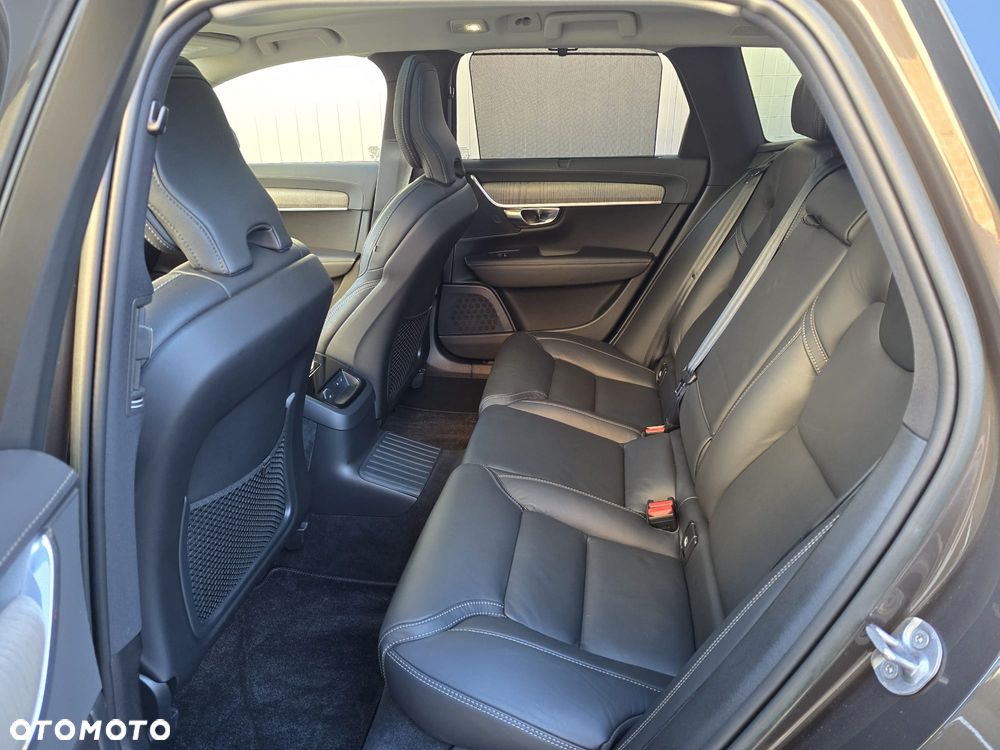 Volvo V90 - 15