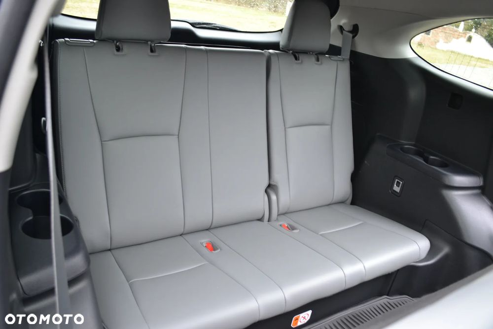 Toyota Highlander 2.5 Hybrid Executive - 17