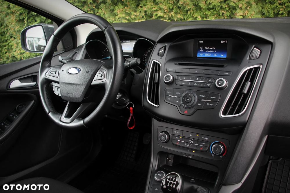Ford Focus 1.0 EcoBoost Trend - 20